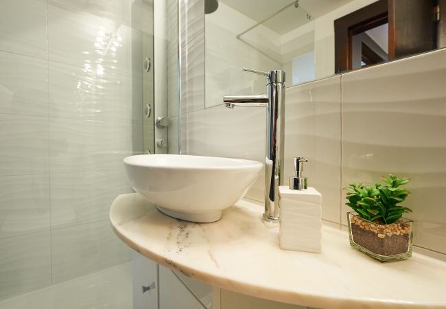 Apartamento em Lisboa - BeGuest Belem for 6