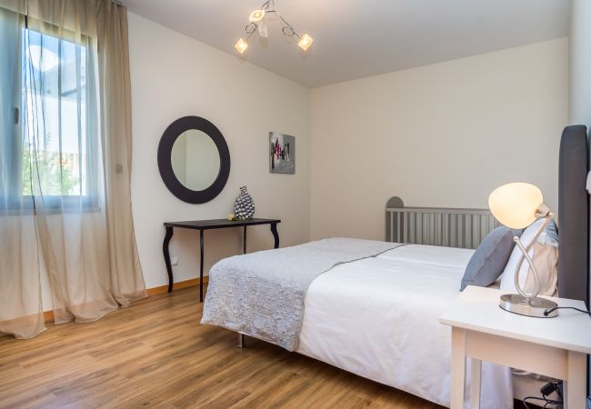 Villa em Prazeres - Villa Enjoy - by MHM - The Name Says it All