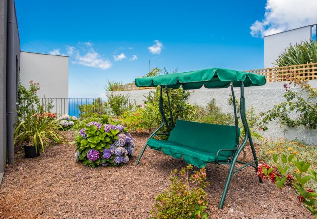 Villa em Prazeres - Villa Enjoy - by MHM - The Name Says it All