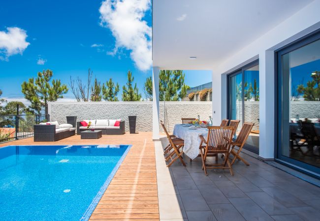 Villa em Prazeres - Villa Enjoy - by MHM - The Name Says it All