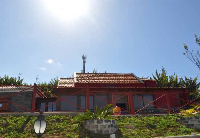 Casa rural en Funchal - VILLA ALDA CASTRO - by MHM