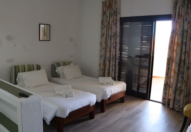  em Albufeira - Bellavista Jardim _  Apartamento T0 Premium Vista Mar