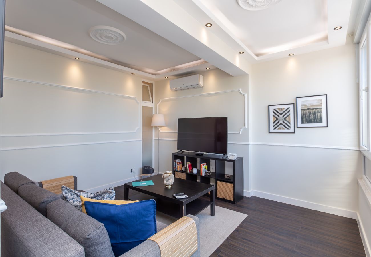Apartamento em Oeiras - BeGuest Casa dos Poetas Oeiras Apartment