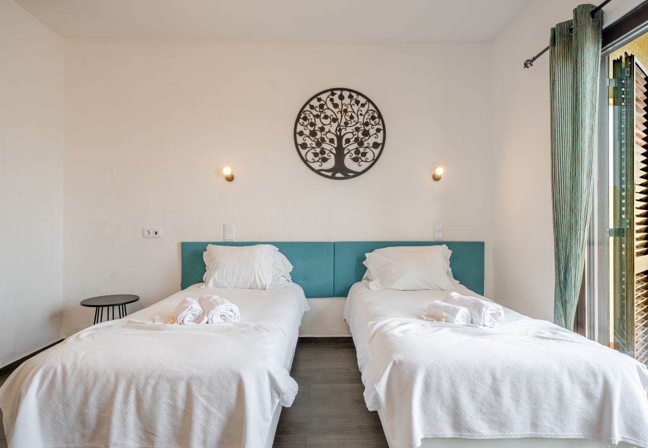 Apart-hotel em Albufeira - T0.N.503.A B_Jardim 2p/0q