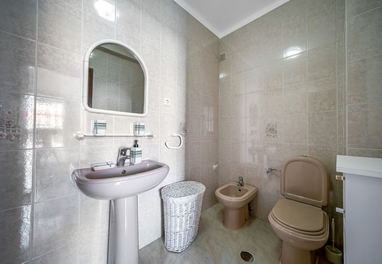 House in Monte Gordo - BeGuest Margarida Beach House