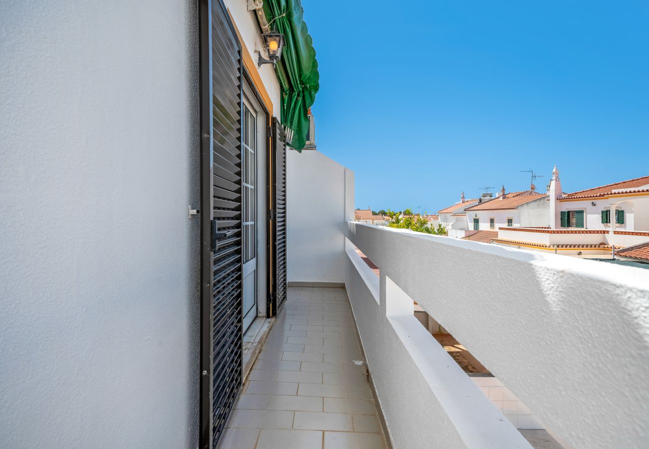 House in Monte Gordo - BeGuest Margarida Beach House