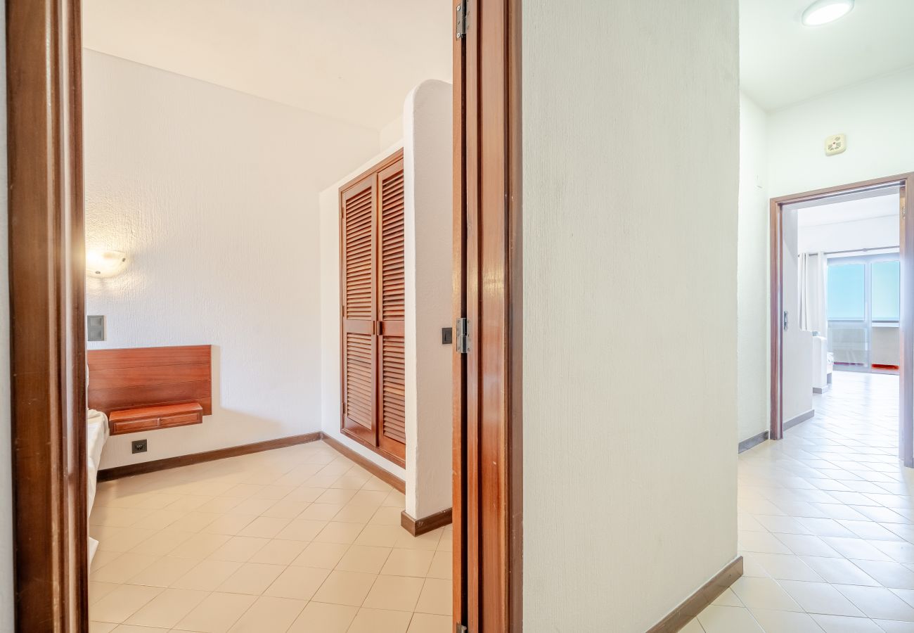 Apartamento en Albufeira - T1.B.VM.O.411A B_Jardim 4p/1q