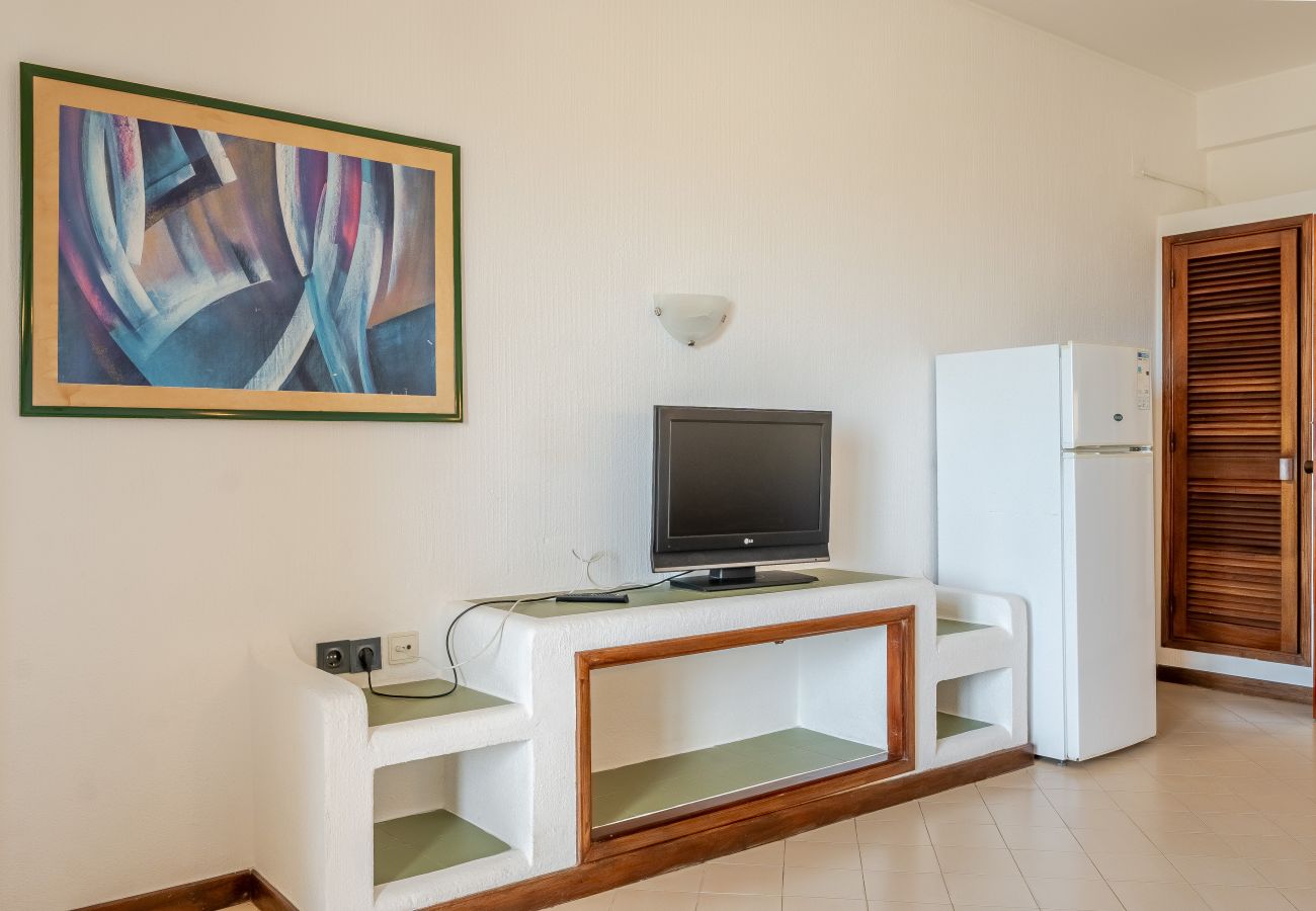 Apartamento en Albufeira - T1.B.VM.O.411A B_Jardim 4p/1q