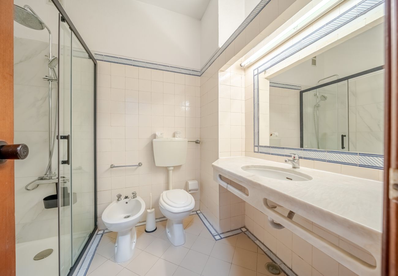 Apartamento en Albufeira - T1.B.VM.O.411A B_Jardim 4p/1q