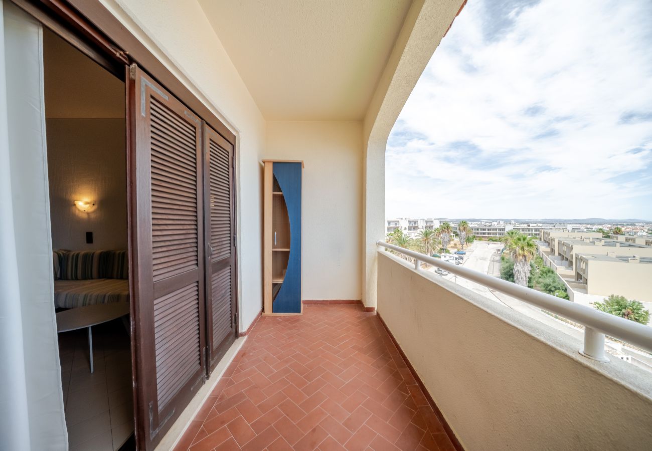 Apartamento en Albufeira - T1.B.VM.O.411A B_Jardim 4p/1q